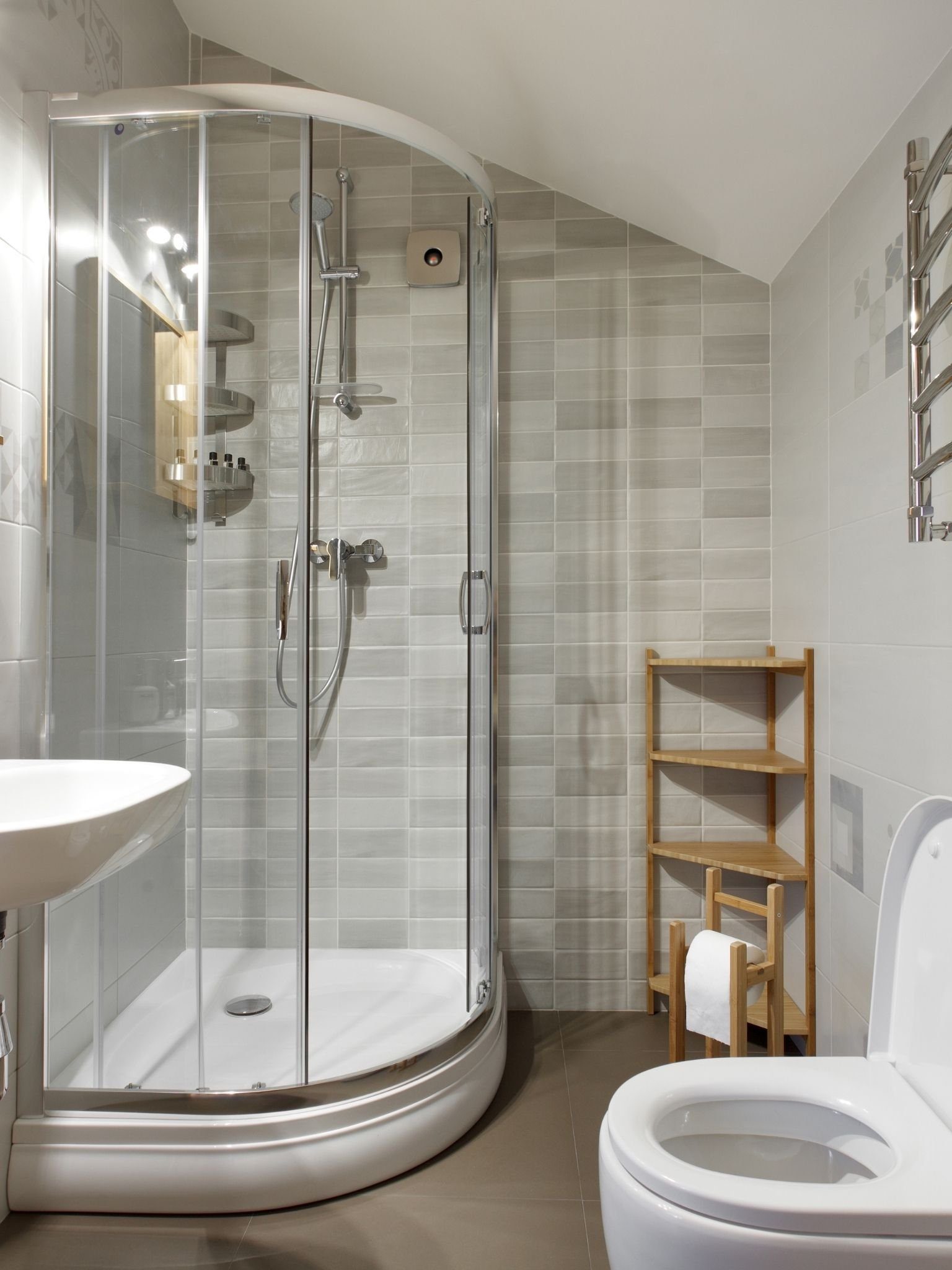 complete bathroom fitter N8 7PF
